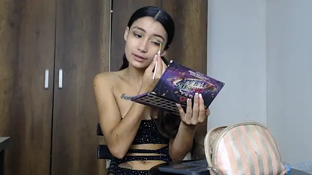 conni f00x online show from February 25, 2025, 1:17 pm