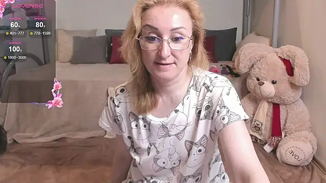 Snapshot of MadissonKiss chatting on June 5, 2026, 11:54 pm MadissonKiss online show from June 5, 2026, 11:54 pm
