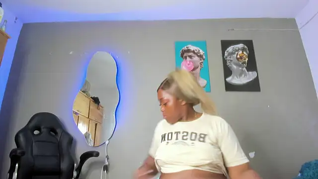 Lilybaudinx96 online show from February 20, 2025, 3:34 am