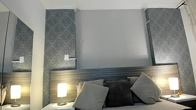 Mistyca online show from October 18, 2025, 10:38 am