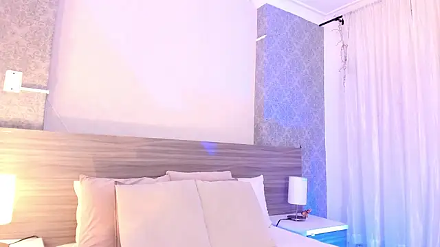 Mistyca online show from October 19, 2025, 1:56 pm