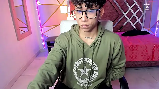 AkazaBoy  online show from January 26, 2025, 4:20 am