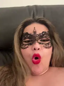 famous indian girl online show from February 1, 2025, 11:27 pm