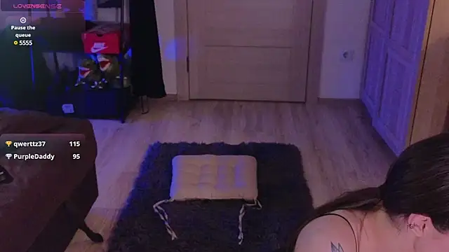 Space X Roxy  online show from December 1, 2024, 11:04 pm