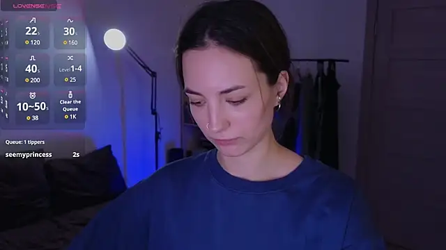 Space X Roxy  online show from December 3, 2024, 11:13 pm