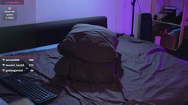 Space X Roxy  online show from January 12, 2025, 7:53 pm