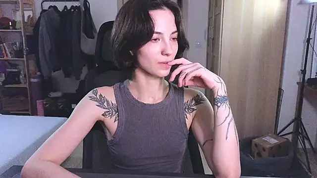 Space X Roxy  online show from December 4, 2025, 8:06 pm