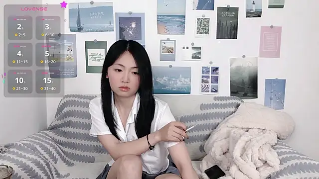 Snapshot of LiLiYbaby chatting on January 4, 2025, 2:35 pm LiLiYbaby online show from January 4, 2025, 2:35 pm