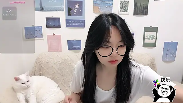 Snapshot of LiLiYbaby chatting on November 4, 2025, 6:34 am LiLiYbaby online show from November 4, 2025, 6:34 am