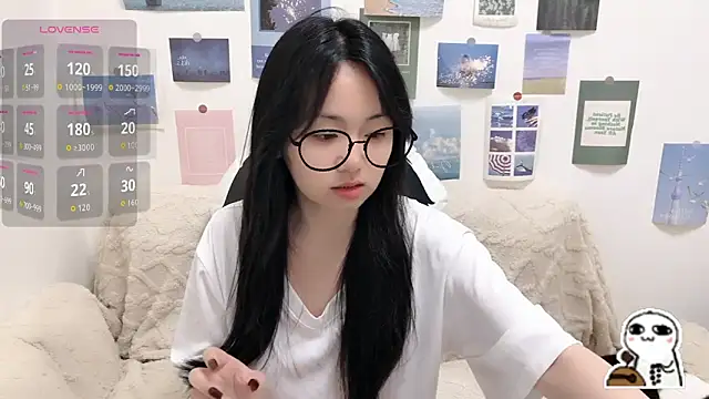 LiLiYbaby online show from February 9, 2026, 6:17 am