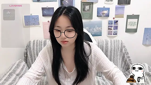 Snapshot of LiLiYbaby chatting on May 9, 2026, 6:29 am LiLiYbaby online show from May 9, 2026, 6:29 am
