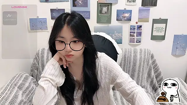 Snapshot of LiLiYbaby chatting on June 11, 2026, 6:55 am LiLiYbaby online show from June 11, 2026, 6:55 am