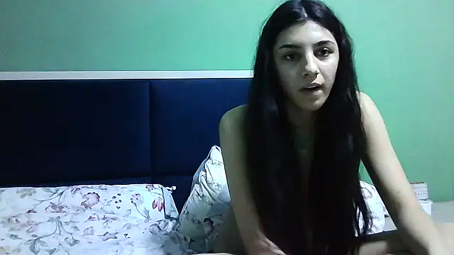 Ahotkittyxxx online show from December 20, 2024, 1:54 pm