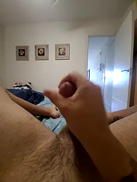 Snapshot of omarito100 chatting on October 5, 2025, 1:09 pm omarito100 online show from October 5, 2025, 1:09 pm