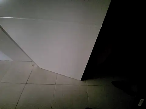 Snapshot of omarito100 chatting on November 6, 2025, 9:10 am omarito100 online show from November 6, 2025, 9:10 am