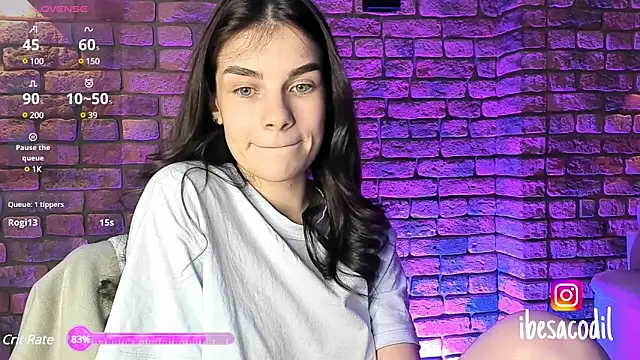 adriana allien online show from February 22, 2025, 2:06 am