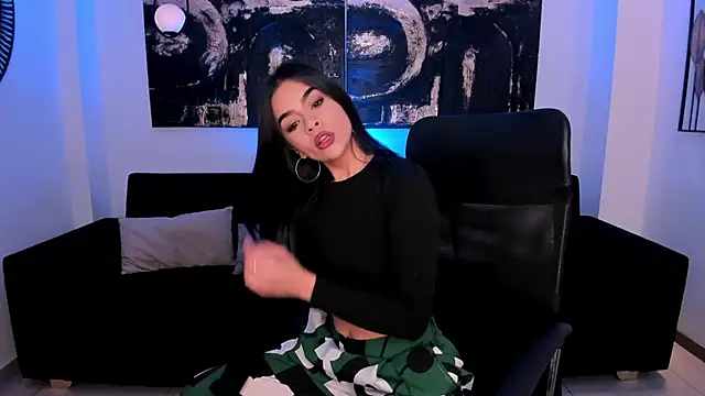 AlanaCraft online show from November 12, 2025, 12:49 pm