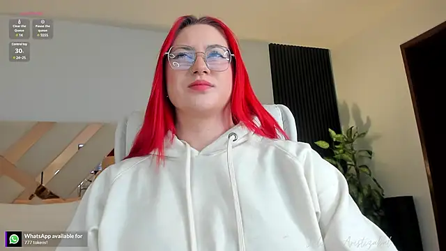 miss julietaa online show from January 25, 2025, 11:55 am