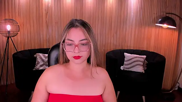 AllisonRogersX online show from April 5, 2026, 3:58 am