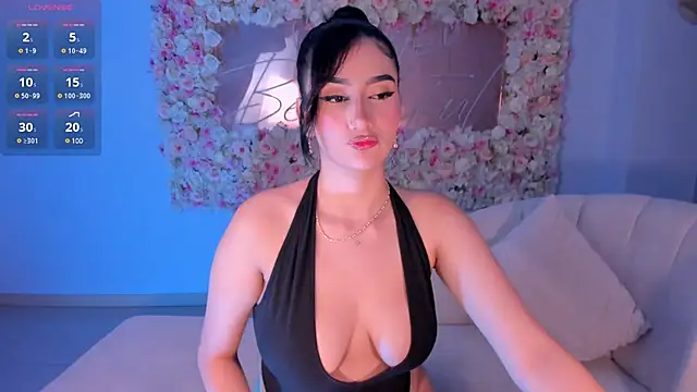 MaddisonLowe online show from February 19, 2025, 7:17 am