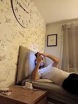 Snapshot of curiously-bi37 chatting on October 4, 2025, 9:02 pm curiously-bi37 online show from October 4, 2025, 9:02 pm