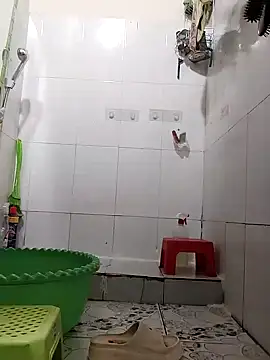 Snapshot of Mimi18x chatting on March 13, 2025, 5:43 am Mimi18x online show from March 13, 2025, 5:43 am