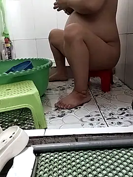 Snapshot of Mimi18x chatting on March 14, 2025, 7:15 am Mimi18x online show from March 14, 2025, 7:15 am