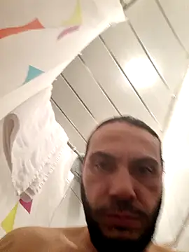 Cem-aus-Nrw-Krefeld online show from January 5, 2025, 3:55 pm