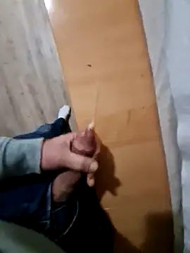 Cem-aus-Nrw-Krefeld online show from January 13, 2025, 10:35 pm