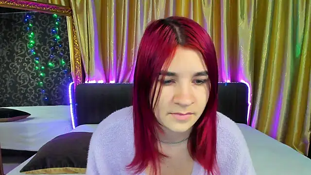  Polly Love  online show from December 4, 2024, 7:06 am