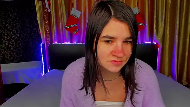  Polly Love  online show from February 2, 2026, 7:18 am