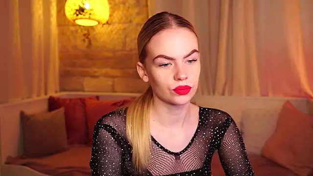 sn0w barbie online show from October 6, 2025, 7:50 am