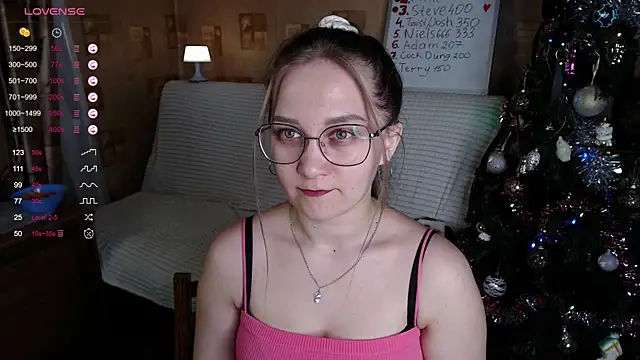 Miatiny online show from December 20, 2024, 1:54 pm