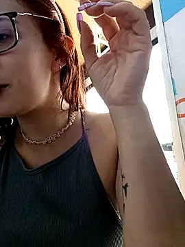 Snapshot of SAMANTHA-16_ chatting on February 25, 2025, 4:31 pm SAMANTHA-16 online show from February 25, 2025, 4:31 pm