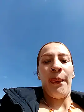 Snapshot of SAMANTHA-16_ chatting on September 13, 2025, 1:44 pm SAMANTHA-16 online show from September 13, 2025, 1:44 pm