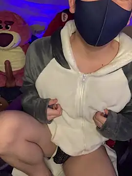 KEI 96 online show from December 21, 2024, 6:55 pm