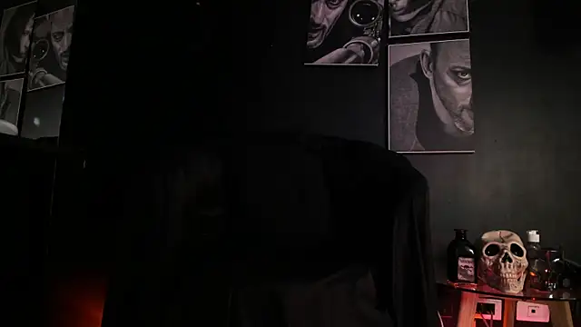 Agnes jones  online show from November 10, 2025, 9:14 pm