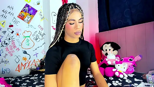 bloom444 online show from March 7, 2026, 11:35 pm