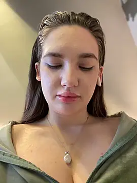 Holly Molii online show from January 23, 2025, 8:04 am