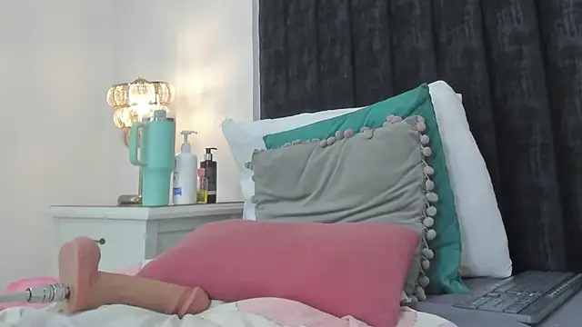 SamanthaBrown69 online show from October 5, 2025, 3:49 am