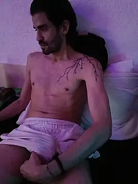 johngil0995 online show from November 17, 2025, 3:23 am