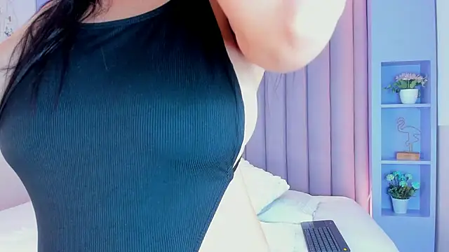 JaylaScott   online show from February 3, 2025, 11:42 am