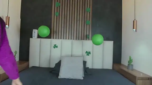 JaylaScott   online show from March 17, 2025, 11:42 am