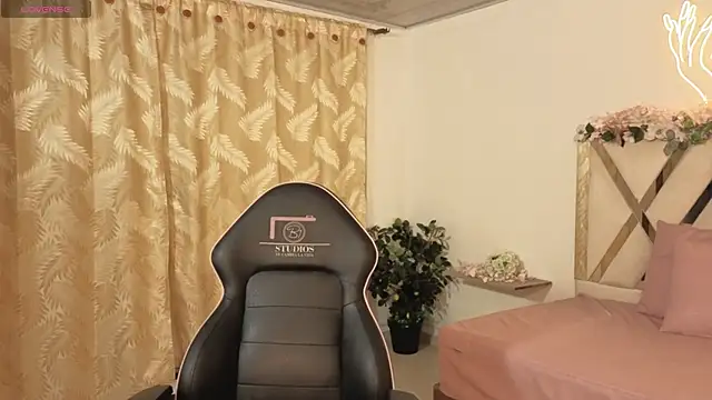 hina tay online show from February 21, 2026, 3:07 am