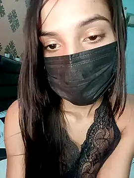 poojaji690 online show from January 9, 2025, 12:19 pm