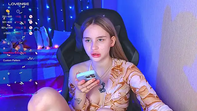 doll barbieee online show from December 4, 2024, 2:20 am