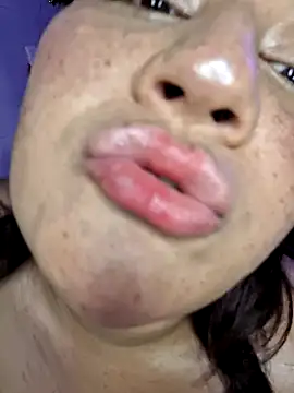 Snapshot of alexxaa96 chatting on December 30, 2024, 2:42 am alexxaa96 online show from December 30, 2024, 2:42 am