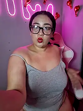 Snapshot of alexxaa96 chatting on January 30, 2025, 4:34 pm alexxaa96 online show from January 30, 2025, 4:34 pm