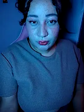 Snapshot of alexxaa96 chatting on March 22, 2025, 2:37 am alexxaa96 online show from March 22, 2025, 2:37 am