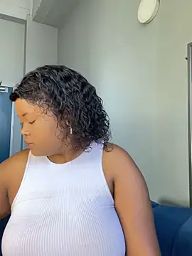 Curveysinaa online show from February 12, 2026, 6:08 am